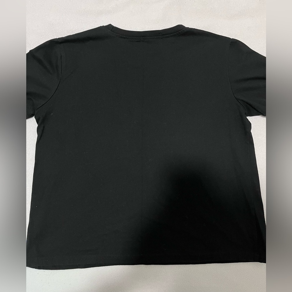 ROMWE T-SHIRT - Picture 2 of 4